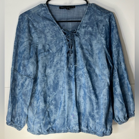 White House Black Market 3/4 Sleeve Lace Up Chambray Denim Top Size: Medium - Picture 3 of 4